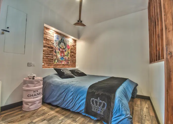 * Le Loft Des Mysteres *