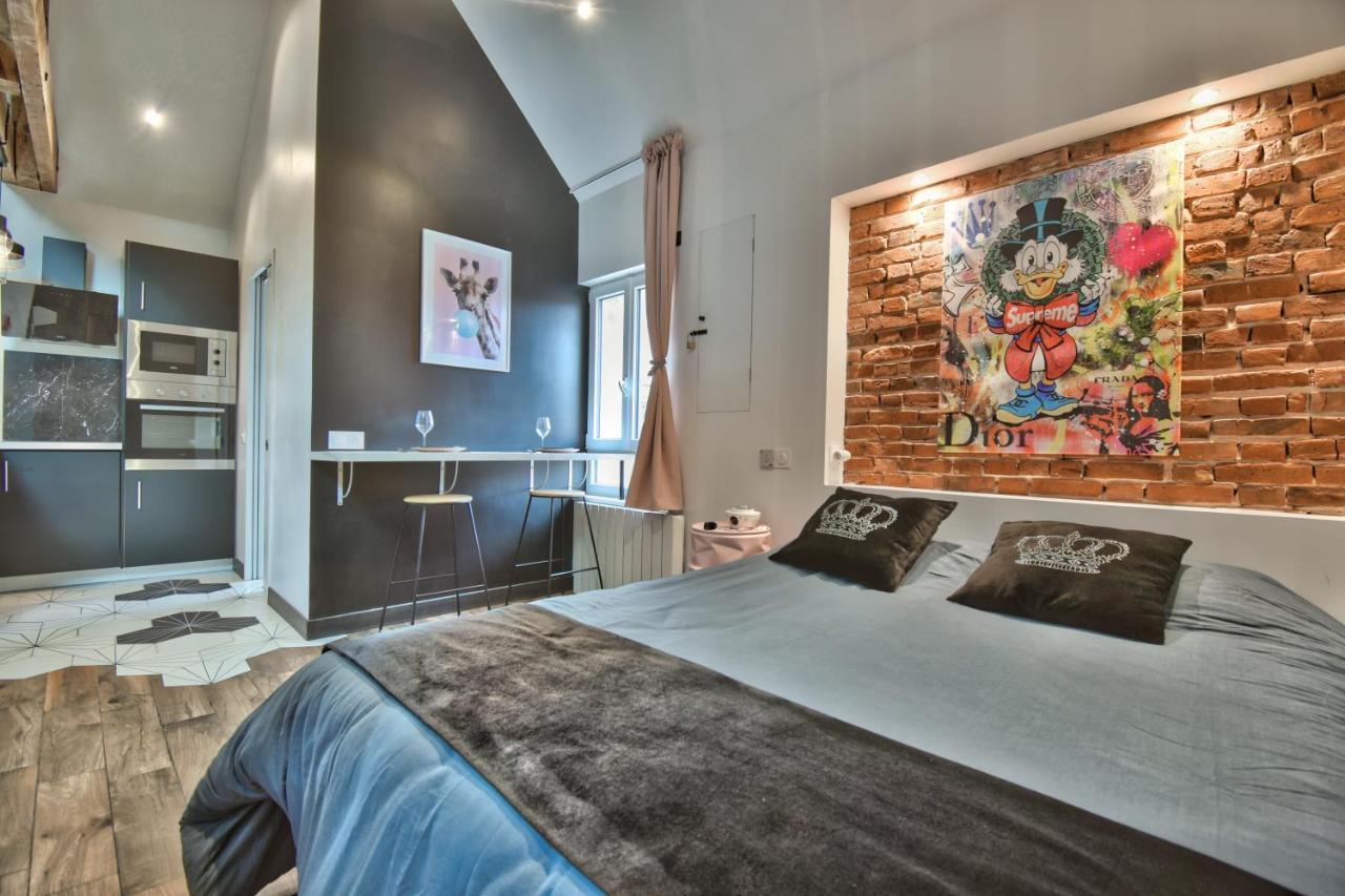 Apartment * Le Loft Des Mysteres * *